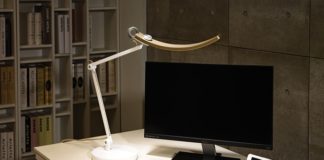 BenQ WiT A Completely Eyes Care LED Desk Lamp